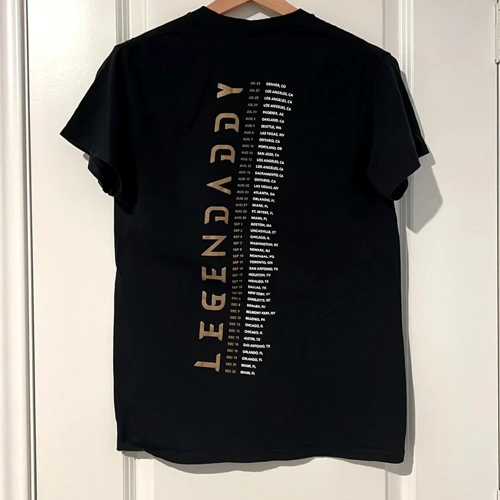 Daddy Yankee 2023 Tour Shirt w/dates on back - Picture 2 of 3